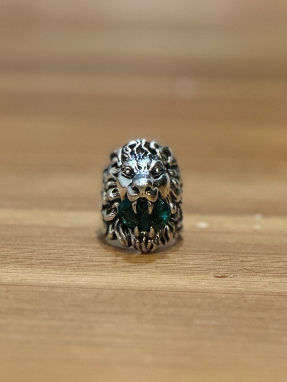 Gucci Silver Lion Head Ring with Green Stone